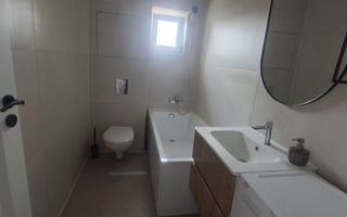 Ultracentral – Apartament 3 Camere Decomandat "La Cheie", Renovat 2025 - Poză 14
