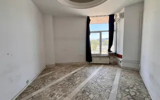 Spatiu de birouri *211mp* // Unirii - Poză 36
