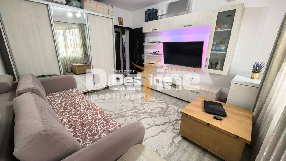 Apartament 2 camere decomandat 49 mp + balcon - Poză 1