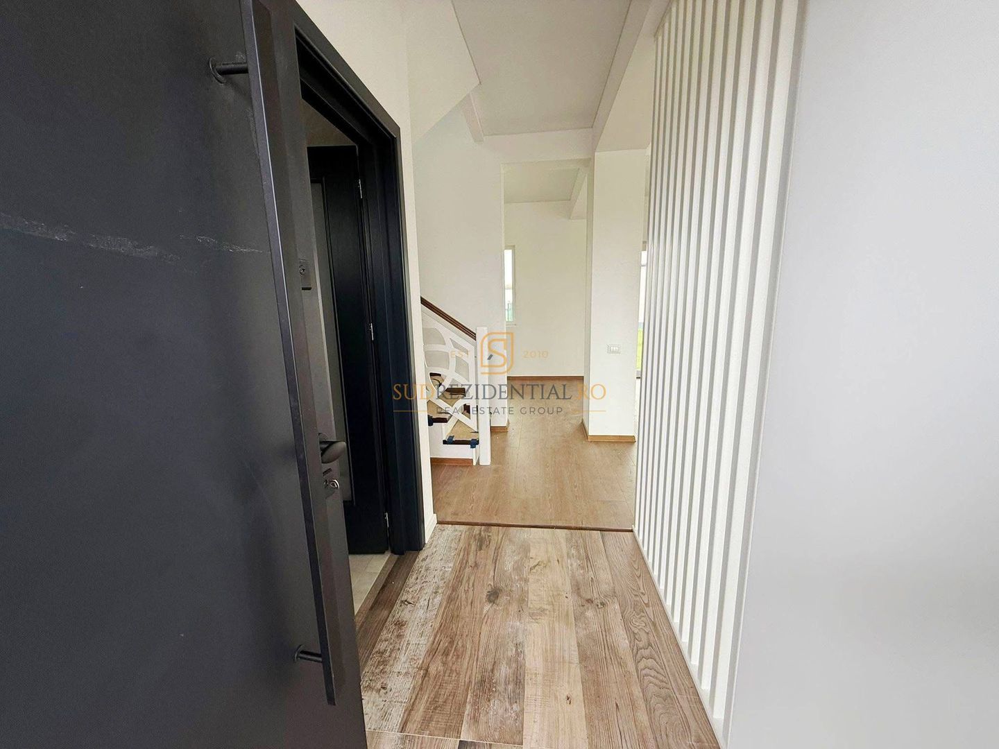 Vila individuala / 4 Camere / 3 Bai / Ansamblu rezidential - Poză 4