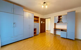 Apartament 3 camere | Etaj 2 | Decomandat | Terasa | Parcare - Poză 17