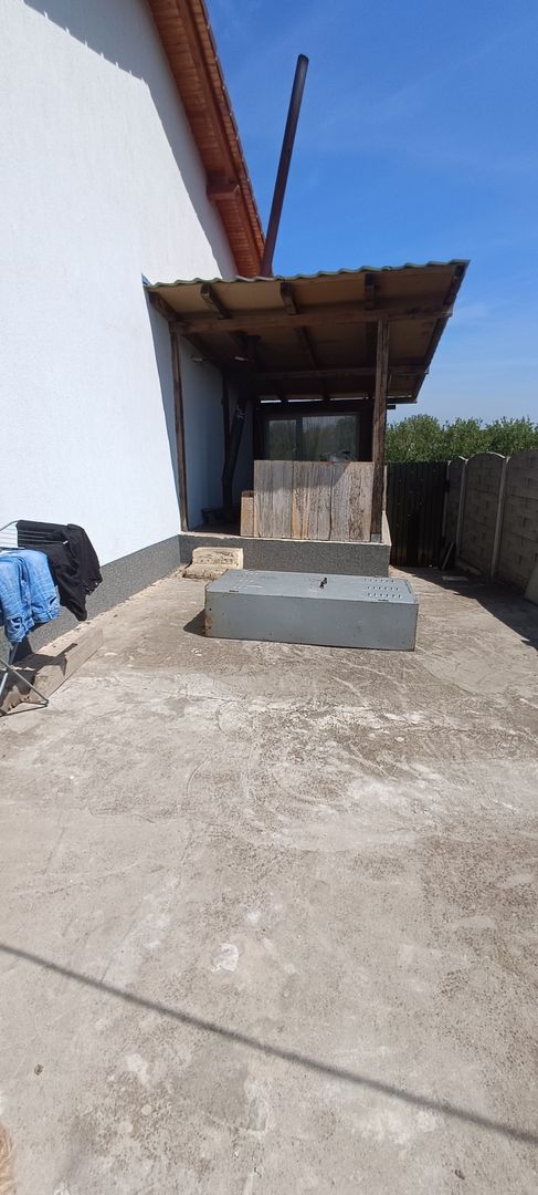 Casă retrasă Pișchia – 4 camere, teren 920 mp - Poză 51