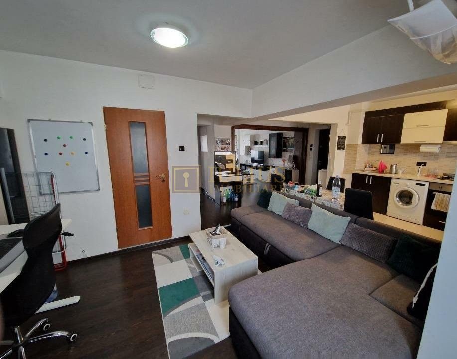 decomandat, 3 camere în zona Complex Studentesc - Poză 2