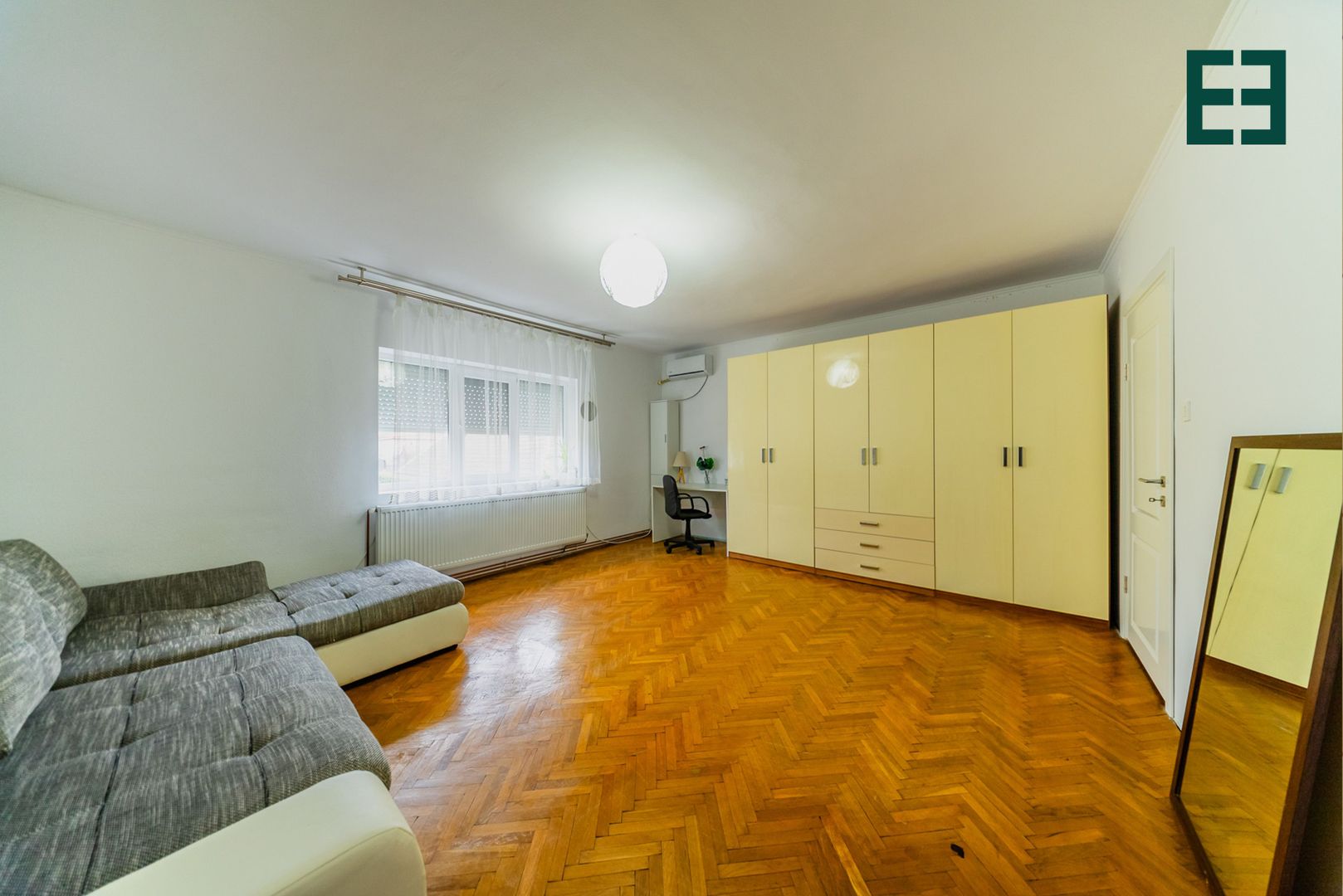 Apartament la casă în cartierul Tabacovici Aradul Nou - Poză 12