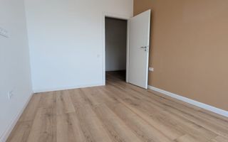 Apartament cu 3 camere, zona Eroilor, Floresti - Poză 8