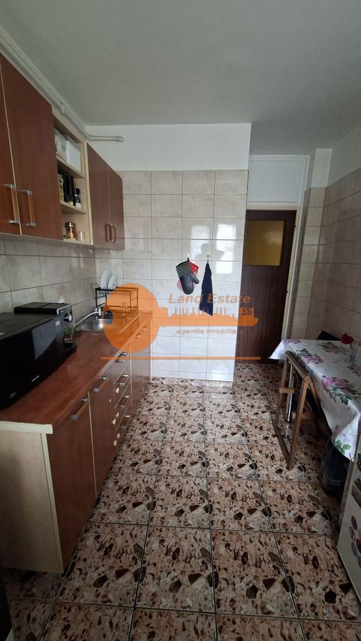 Apartament 3 camere | 2 băi | centrală | Rahova - Poză 3
