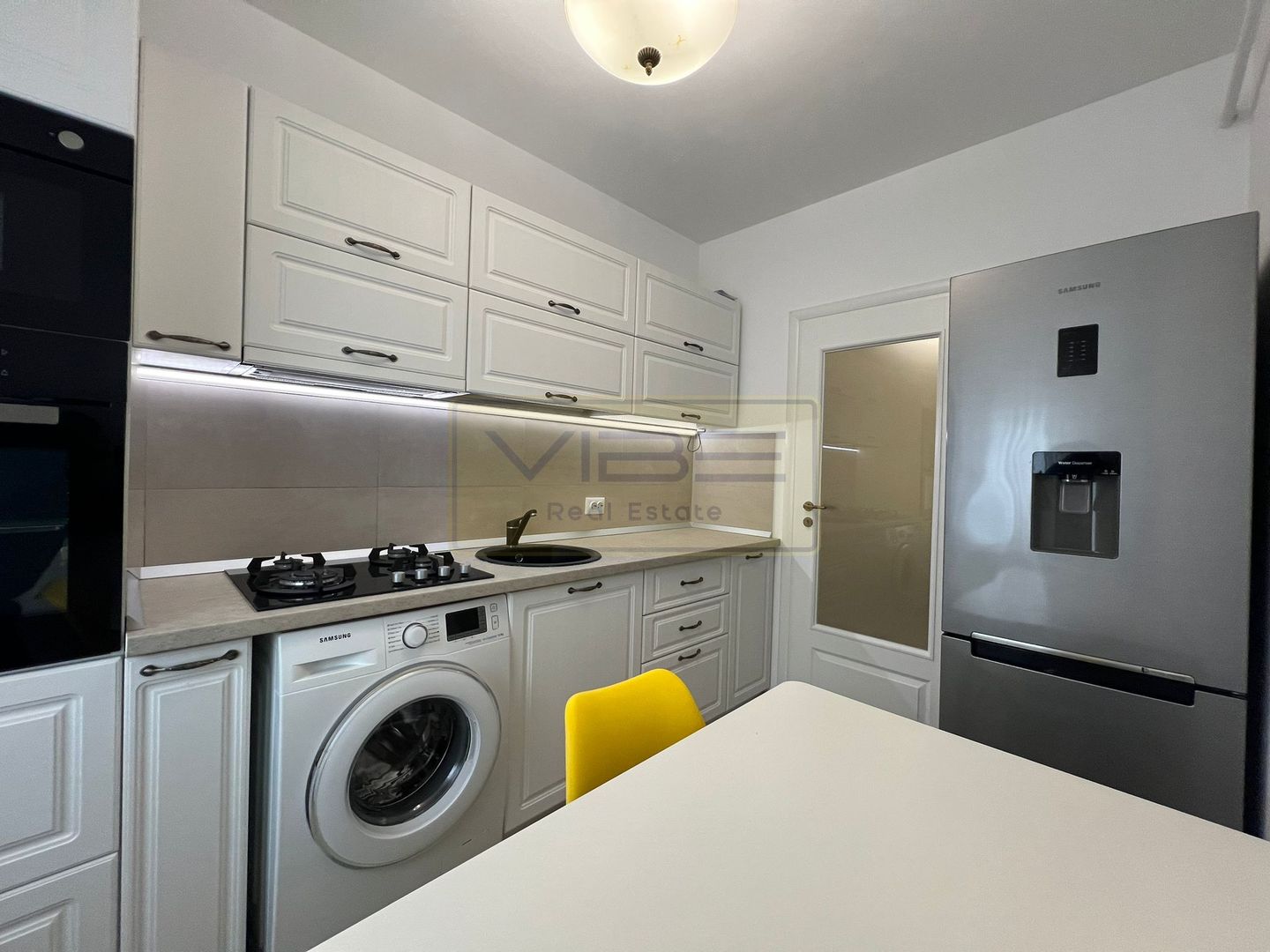 Apartament  2 camere cu parcare Bucium - Poză 12