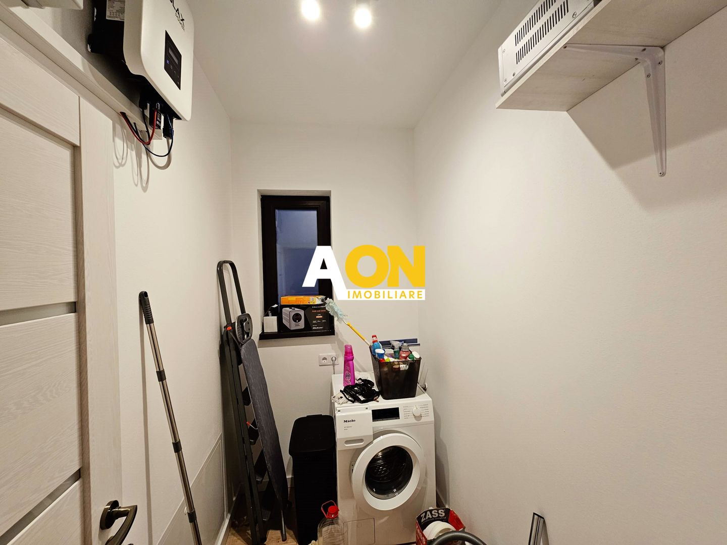 Casa 4 camere, 424 mp teren, partial mobilata, cartier Orizont - Poză 17