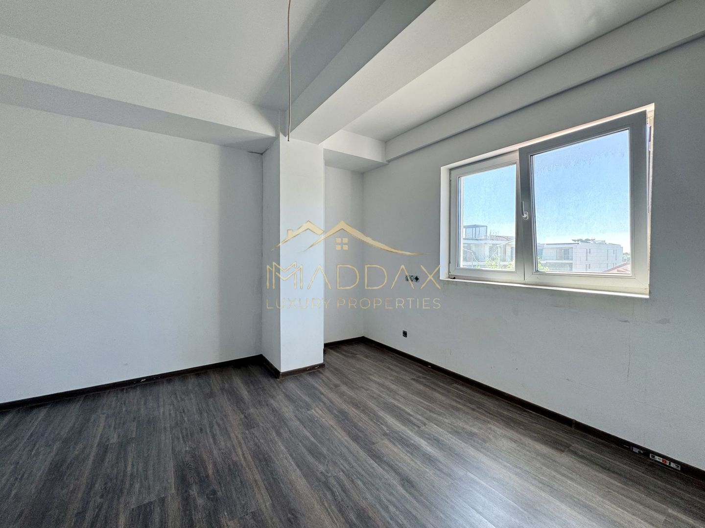 Duplex cu 4 Camere *211mp* Mobilat Complet/ 1 parking / Erou Iancu Nicolae - Poză 33