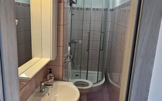 vand apartament 2 camere ,zona centrala - Poză 5