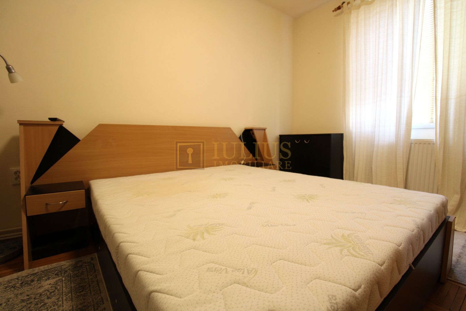 Piata 700, 2 camere, centrala proprie - Poză 8