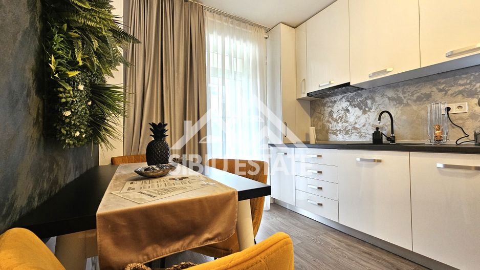 Apartament Sibiu, dotat complet, 2 parcari NOU - Poză 2