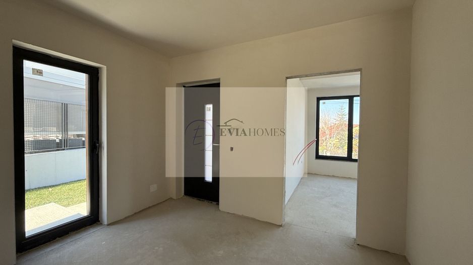 Casa individuala cu 4 dormitoare in cartierul Europa - Poză 4