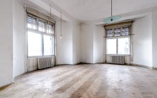 Apartament 4 camere, etaj 1, în Palatul Steiner, Arad - Poză 2