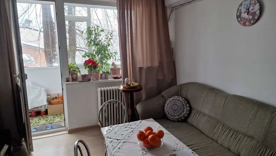 APARTAMENT 3 CAMERE 1 MAI | METROU - Poză 2