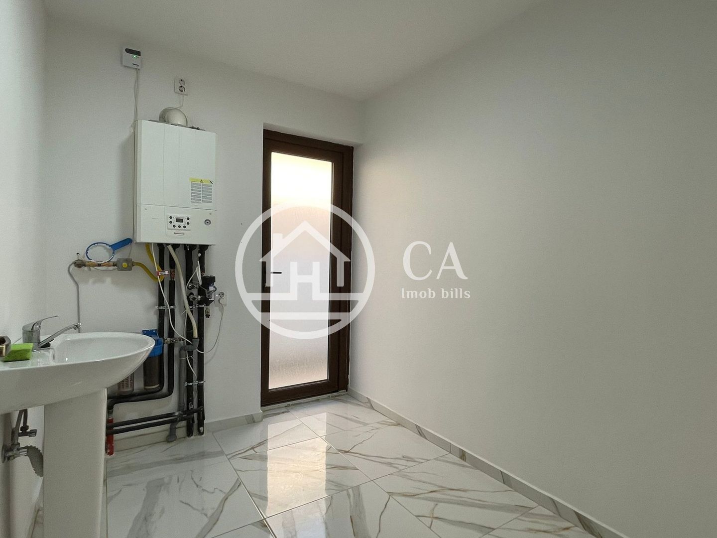 Casă de vanzare  cu 4 camere în Santandrei, Oradea. - Poză 22