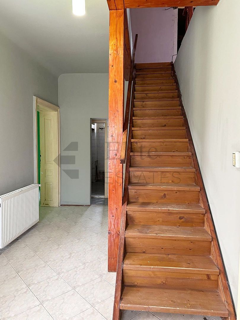 Casa cu 3 Hale si teren 8000 mp in Ulileacu de Cris, Bihor - Poză 4