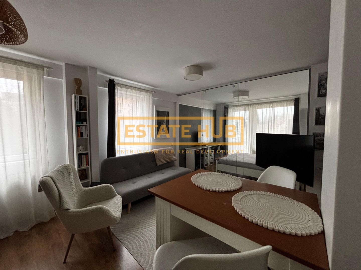 Exclusivitate ! Apartament cu o camera mobilat si utilat, cartier Europa - Poză 2