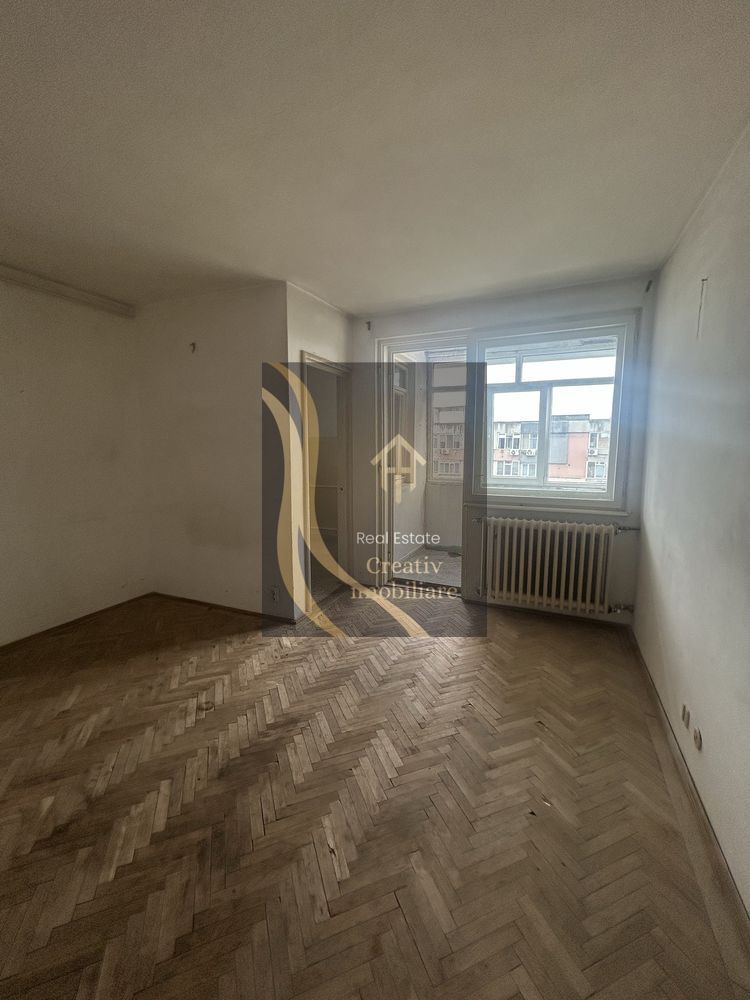 Garsonieră de vânzare piața veteranilor - Poză 1