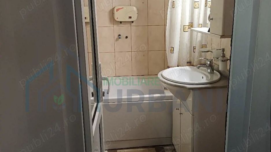 Vanzare apartament 2 camere decomandate - Poză 2