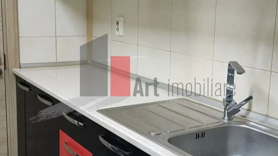 Vânzare apartament semidecomandat 4 camere cu centrală Bd. Obregia - Poză 24