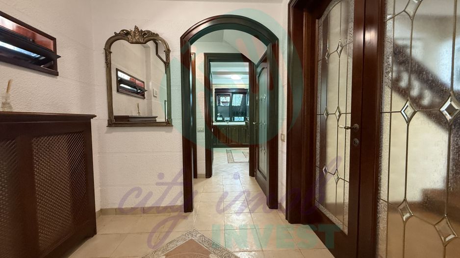 Vila eleganta si rara in cartierul Domenii - Poză 21