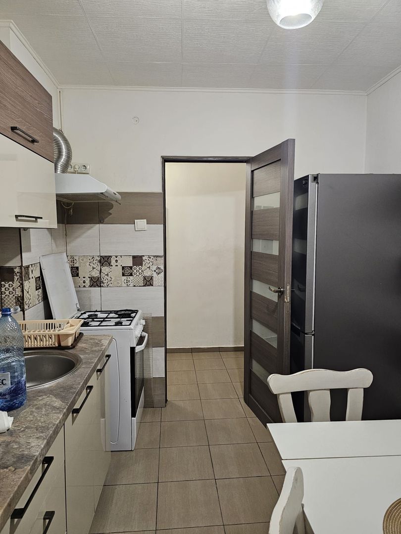 Apartament 2 camere- Calea București - Poză 12