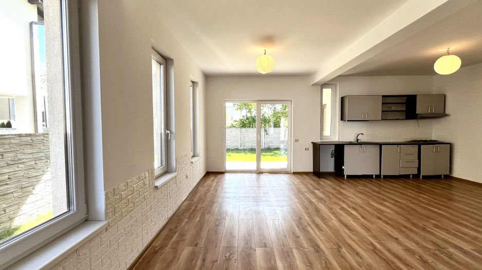 Duplex spațios și luminos | Giroc | Ideal locuință/ birou / grădiniță - Poză 3