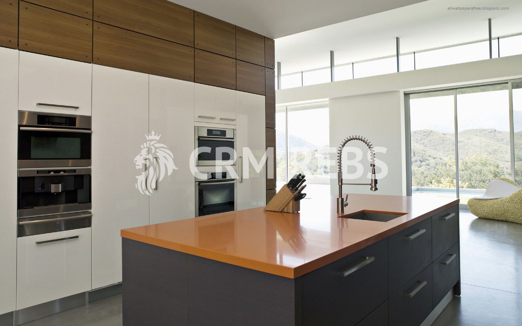 Casa cu potential de extindere de vanzare in Centru - Poză 3