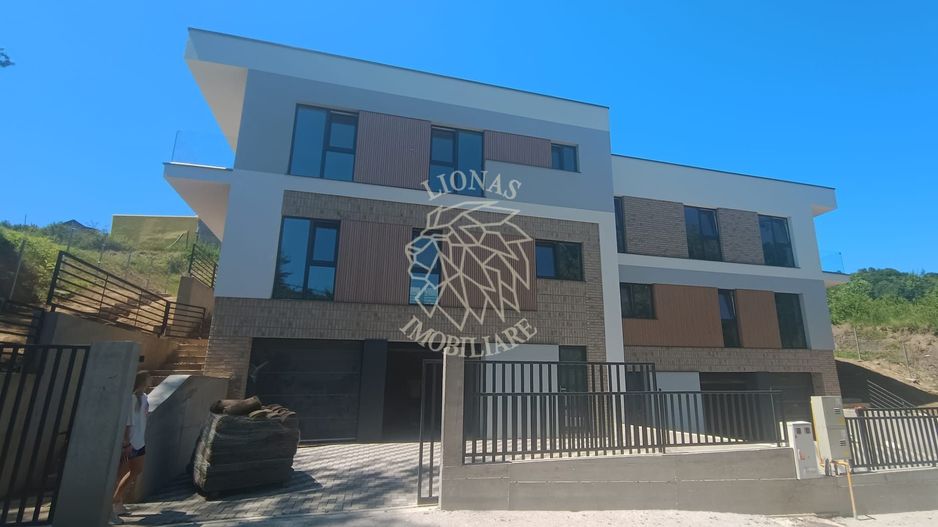 2 Case in Duplex 4 camere 125 mp-curte-terasa 37 mp -garaj-Tauti - Poză 2