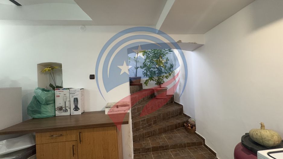 Casa cu 4 camere,  Zona Centrala-  Sf. Apostoli - Poză 13