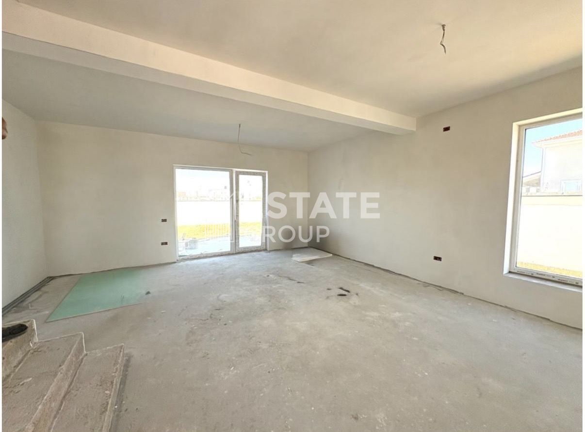 Duplex cu 4 camere in Mosnita Noua la asfalt - Poză 2