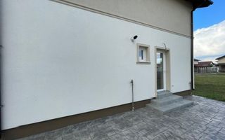 Casă individuală cu 5 camere și teren generos de 600 mp |Mosnița Nouă| - Poză 4