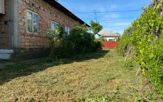Vanzare "Casa Bunicilor" in satul Bucsani - Dambovita-Comision 0% - Poză 3