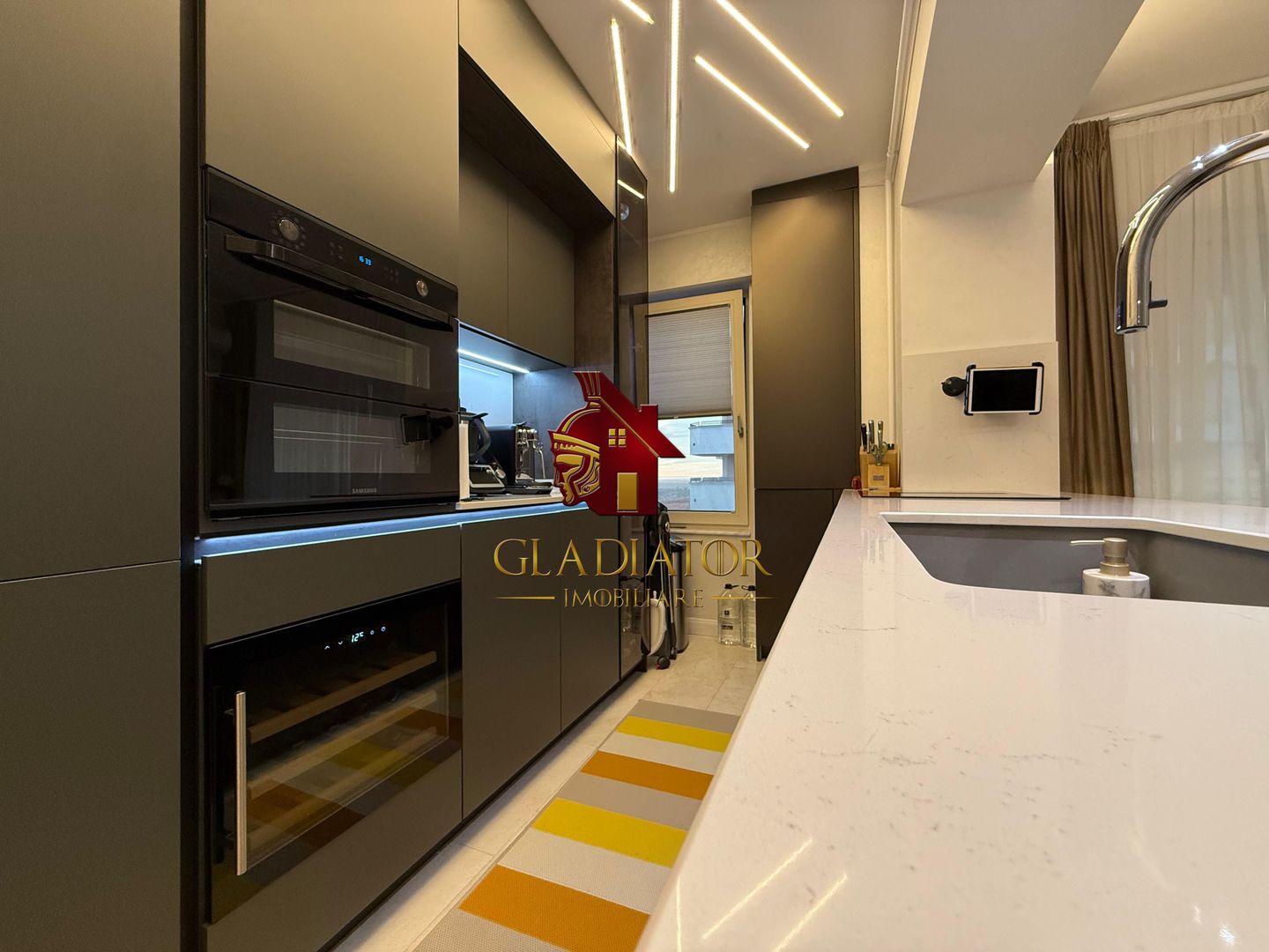 Apartament ultramodern Copou Royal Town et 9/11, 2 camere, 2 balcoane - Poză 5