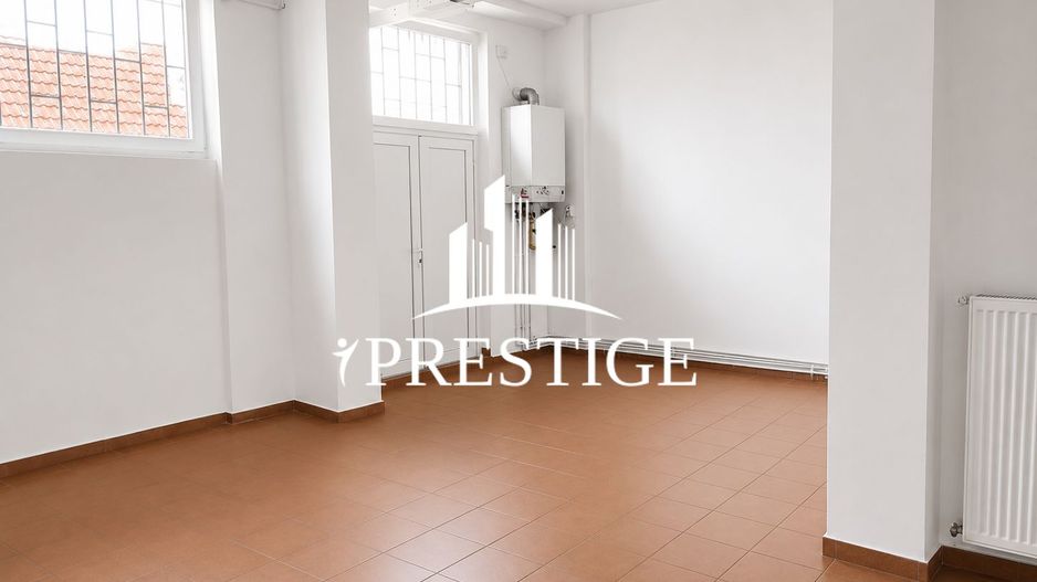 SPAȚIU COMERCIAL 102 MP | VALEA AURIE | VITRINE 8 ML | TRAFIC PIETONAL - Poză 2