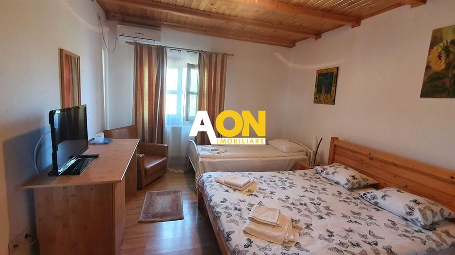 Pensiune cu 9 camere, 1257 mp teren, Micesti - Poză 8