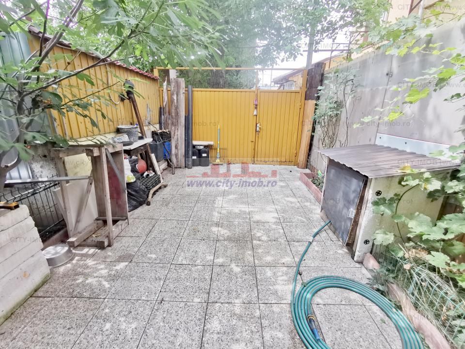 Vanzare casa Andronache - Poză 20