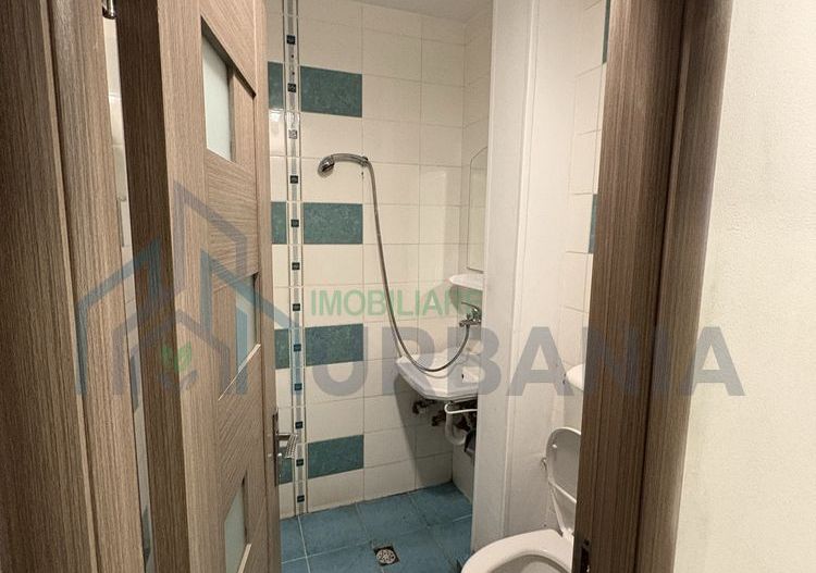 Garsonieră confort 2 de închiriat în Podu Roș, Iași - Poză 4