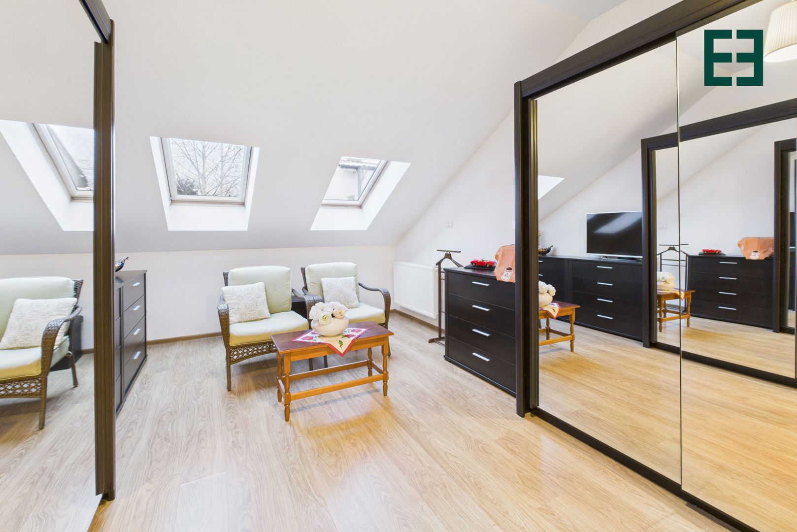 Casă înșiruită P+M cu 3 camere - Dumbrăvița - Timișoara - Poză 13