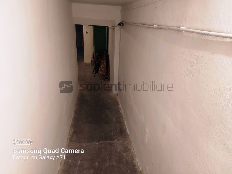 Casa cu 4 camere in zona Armatei Romane - Poză 20