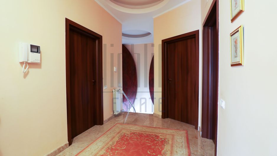 Vila de lux deosebita 9 Camere Pipera Erou Iancu Nicolae 298mp teren - Poză 16