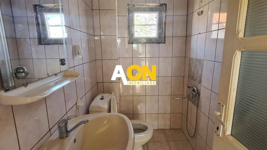 De vanzare casa 5 camere 800 mp teren Oarda de Jos - Poză 10