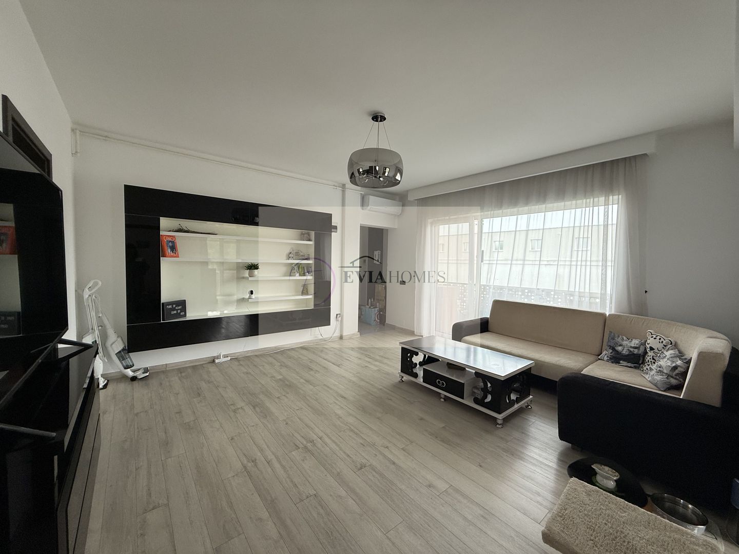 Apartament cu 3 camere / Parcare Exterioara inclusa / Zona BMW - Poză 4