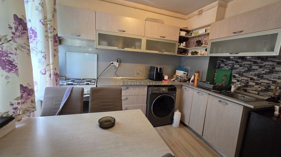 Apartament 2 camere decomandat de vanzare, Sos Berceni, Str Moldovita - Poză 12