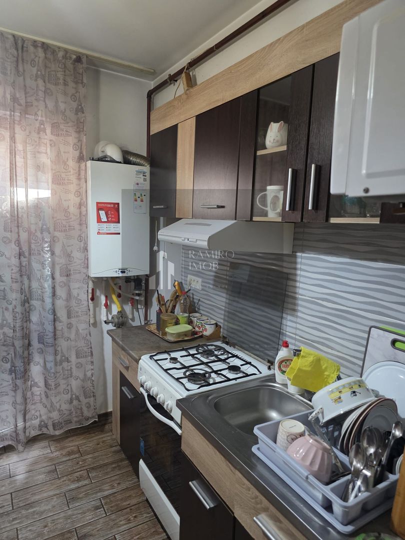 Apartament 3 camere decomandat Drumul Binelui Metalurgiei - Poză 11