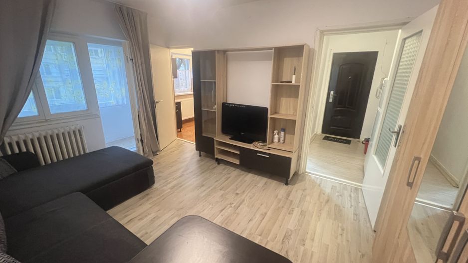 1 camera etaj 1 zona Timocului, 4 apartamente pe nivel - Poză 5