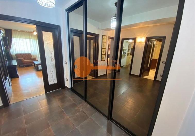 Apartament cu 2 camere in zona Unirii - Poză 5