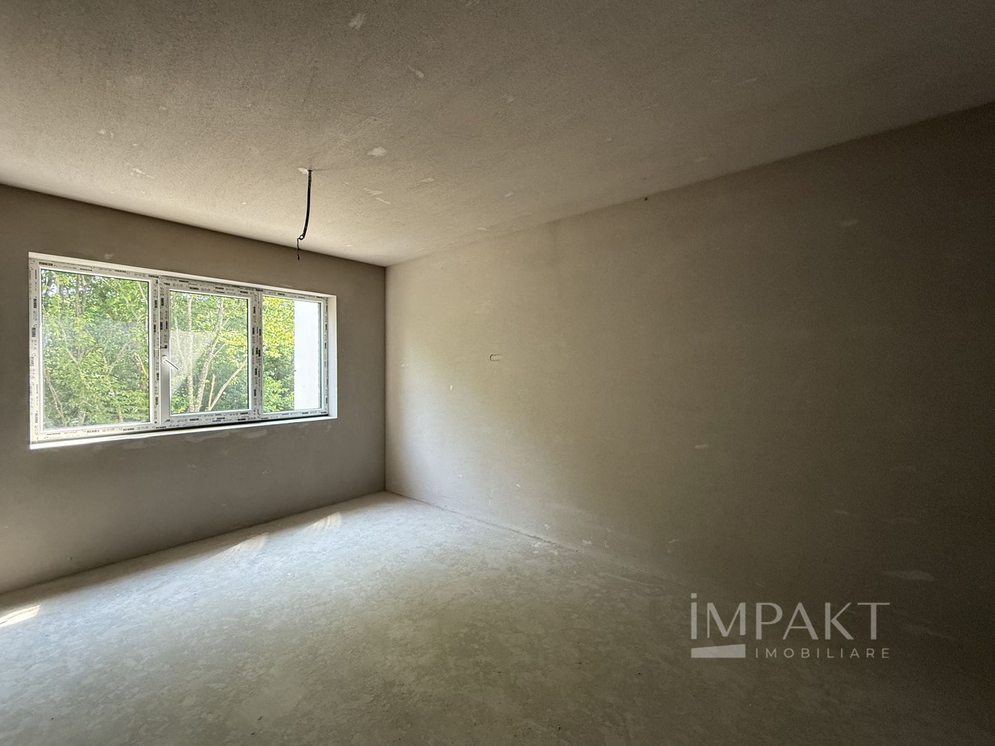 Case cuplate la liziera padurii , ideale pentru 2 familii ! - Poză 24