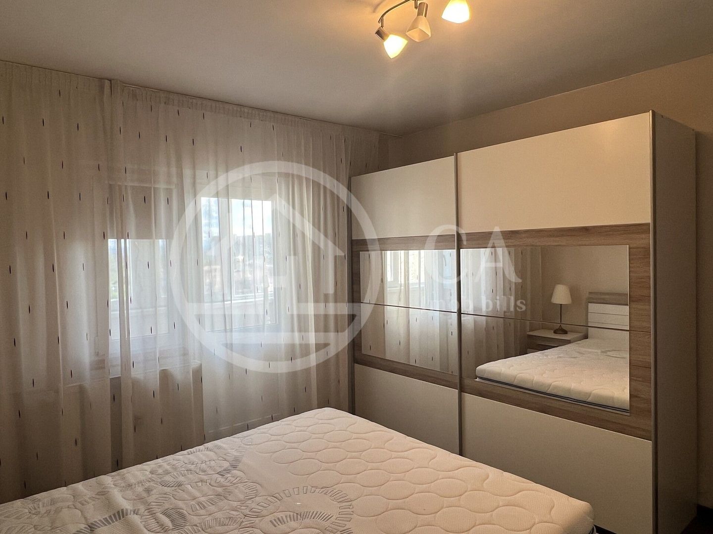 Apartament cu 3 camere de inchiriat in zona Lotus Center Oradea - Poză 9